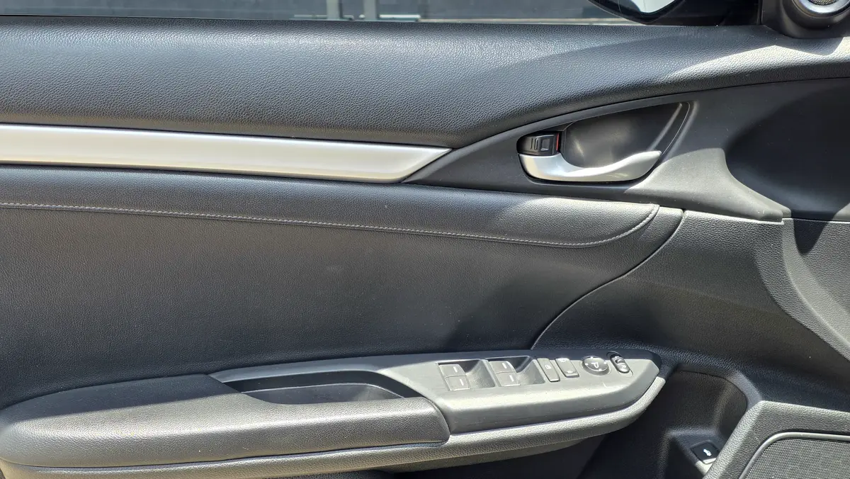 Mira esta publicación de Honda Civic 2017 en Motordil