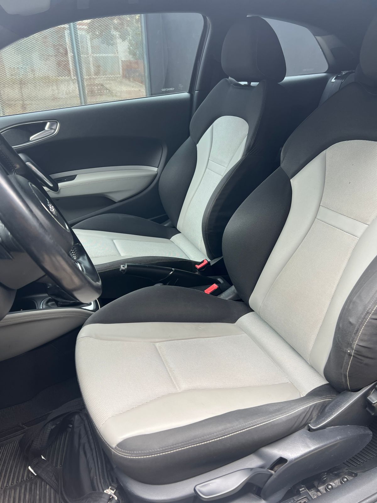 Mira esta publicación de Audi A1 2012 en Motordil