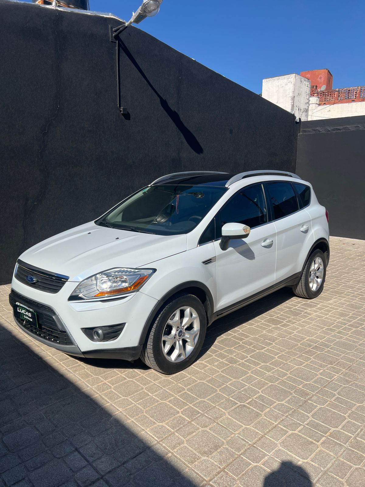 Mira esta publicación de Ford Kuga 2012 en Motordil