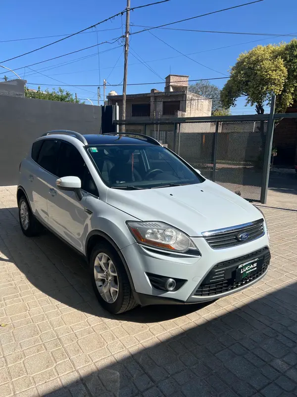 Mira esta publicación de Ford Kuga 2012 en Motordil