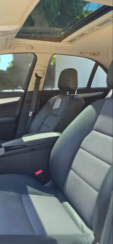 Mira esta publicación de Mercedes Benz 280 2009 en Motordil