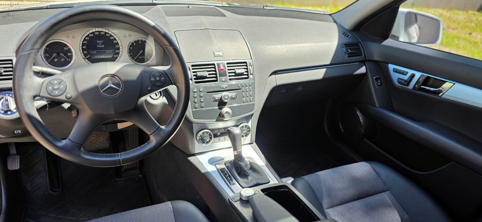 Mira esta publicación de Mercedes Benz 280 2009 en Motordil