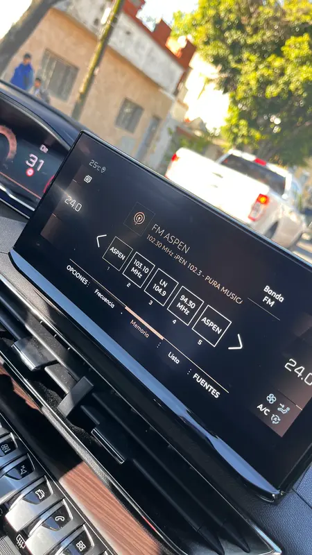 Mira esta publicación de Peugeot 3008 2023 en Motordil