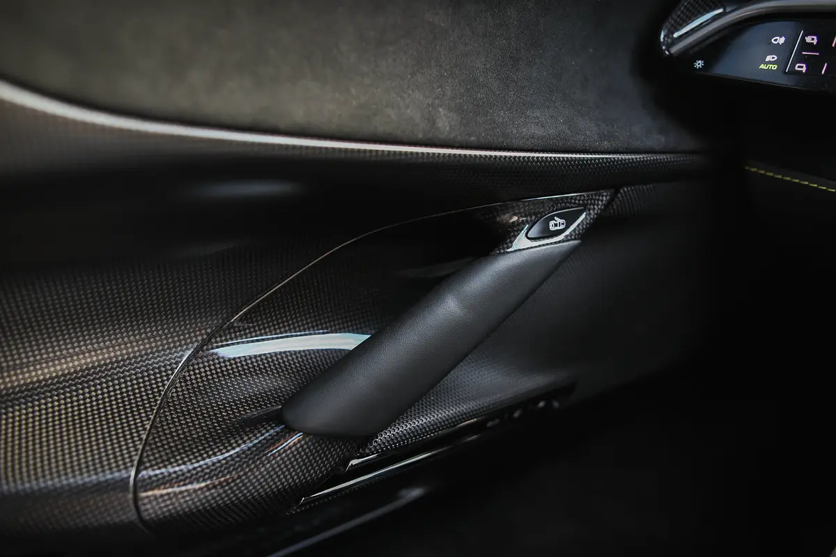 Mirá esta publicación de Ferrari SF90