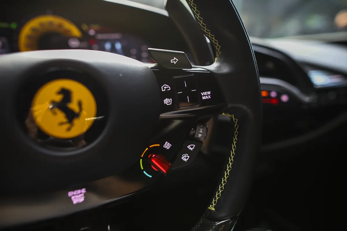 Mirá esta publicación de Ferrari SF90