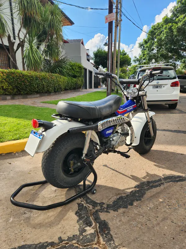 Mira esta publicación de Mondial 125 RV 2017 en Motordil