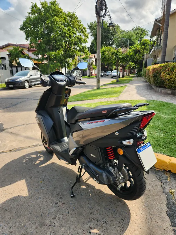 Mira esta publicación de TVS 125 Ntorq 2022 en Motordil