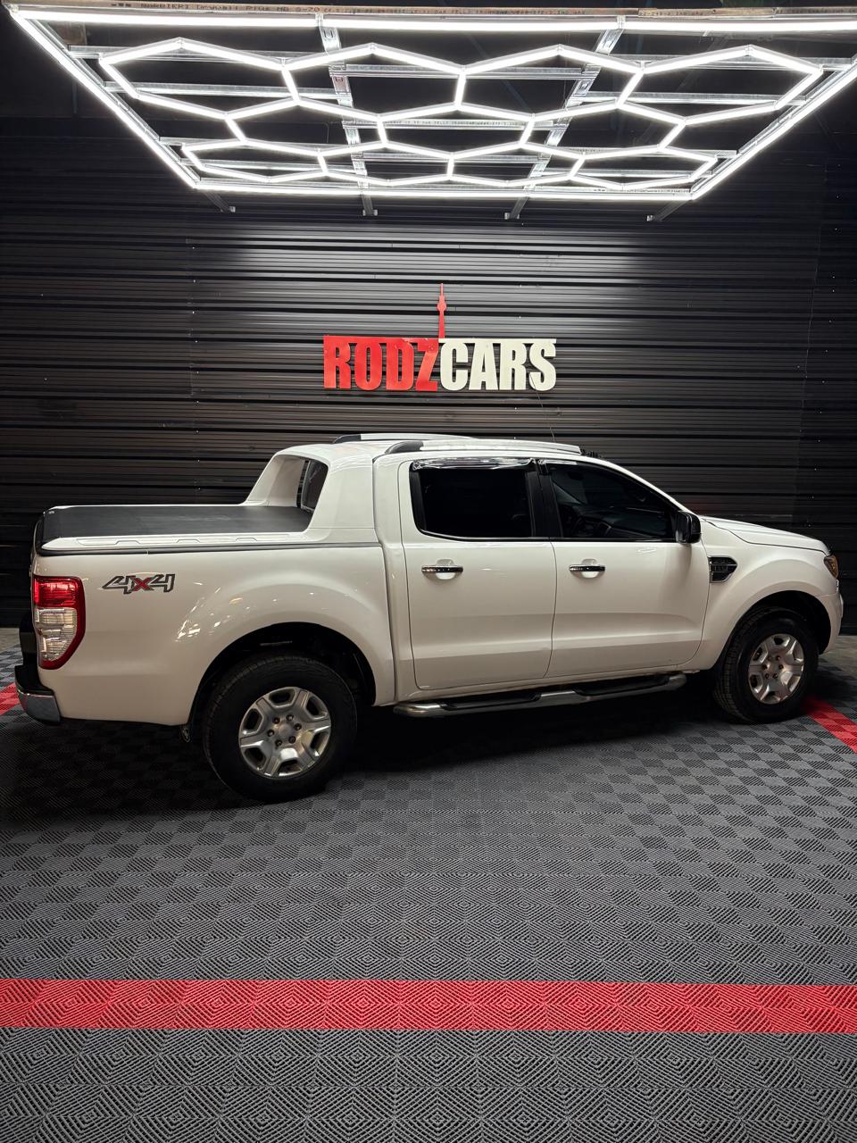 Mira esta publicación de Ford Ranger 2016 en Motordil