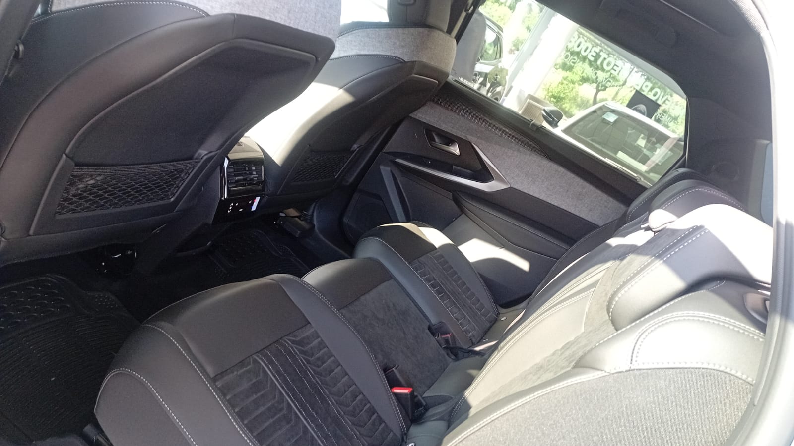 Mirá esta publicación de Peugeot 5008