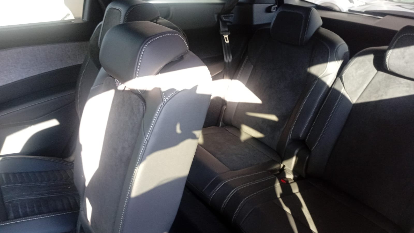 Mira esta publicación de Peugeot 5008 2025 en Motordil