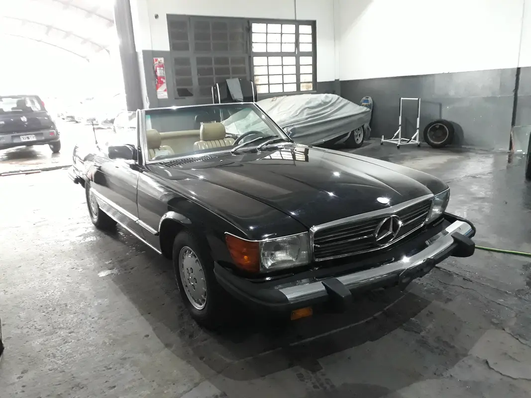Mira esta publicación de Mercedes Benz SL 1981 en Motordil