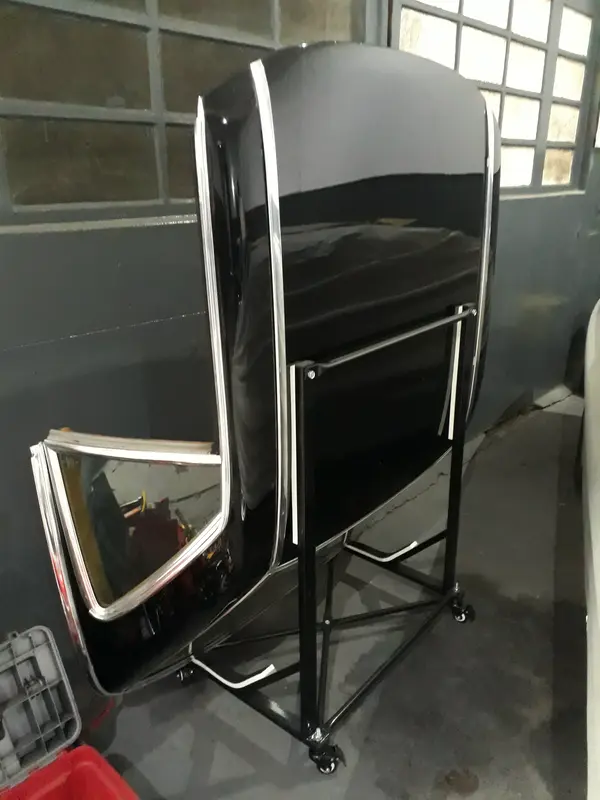 Mira esta publicación de Mercedes Benz SL 1981 en Motordil