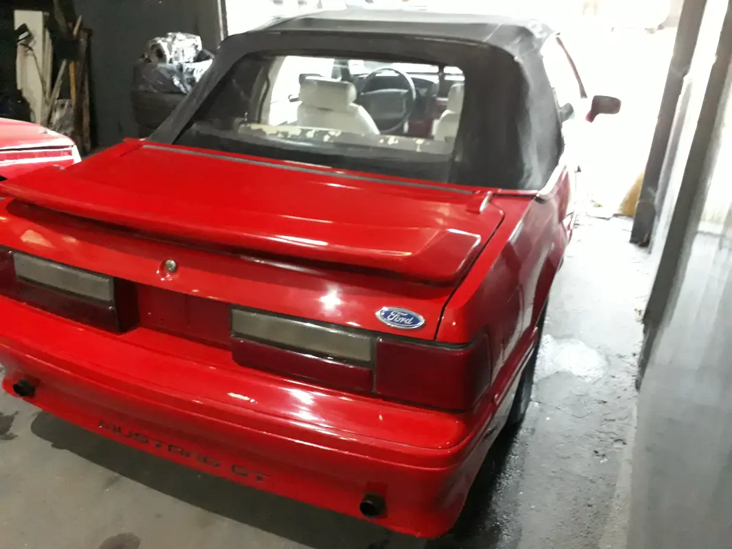 Mira esta publicación de Ford Mustang 1990 en Motordil