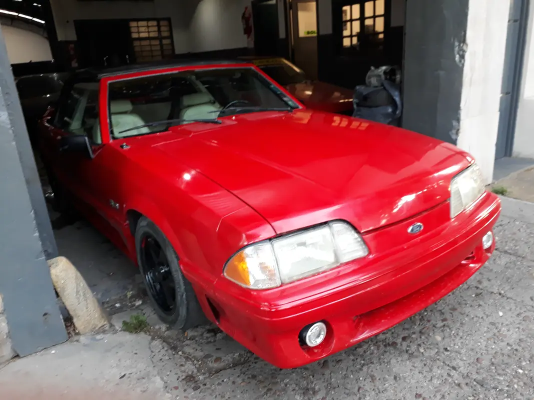 Mira esta publicación de Ford Mustang 1990 en Motordil