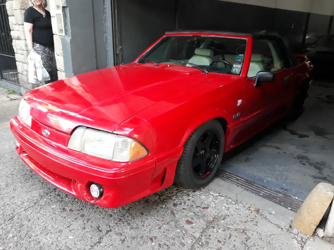 Mira esta publicación de Ford Mustang 1990 en Motordil