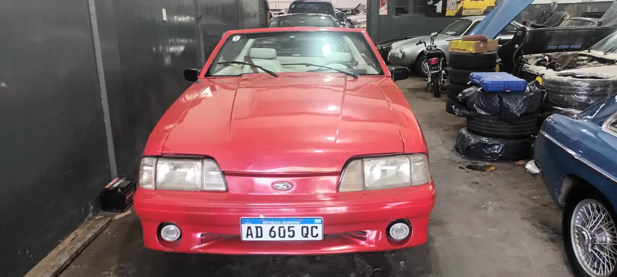 Mira esta publicación de Ford Mustang 1990 en Motordil