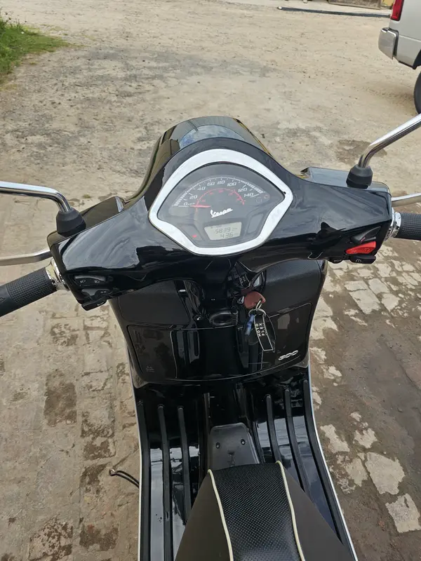 Mira esta publicación de Vespa 300 I Super GTS 2017 en Motordil