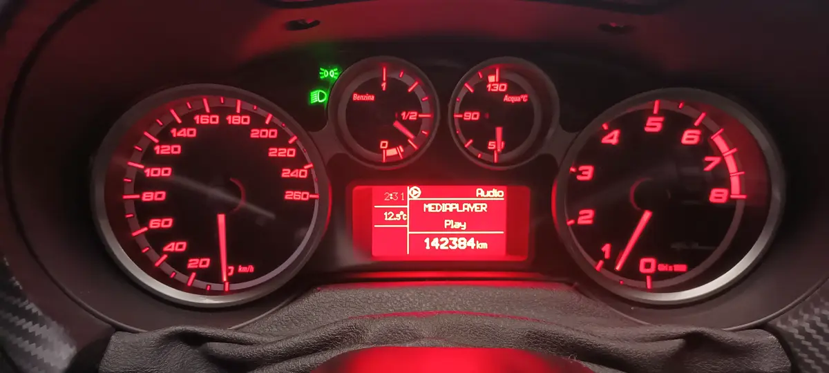 Mira esta publicación de Alfa Romeo Mito 2011 en Motordil