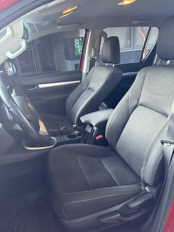 Mira esta publicación de Toyota Hilux 2022 en Motordil