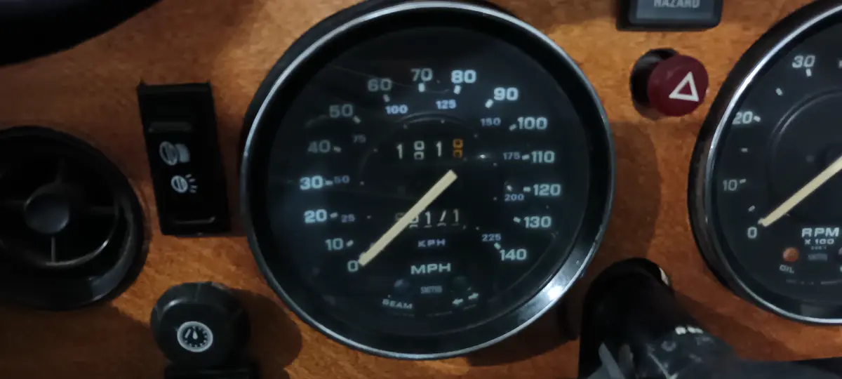 Mira esta publicación de Triumph TR6 1974 en Motordil