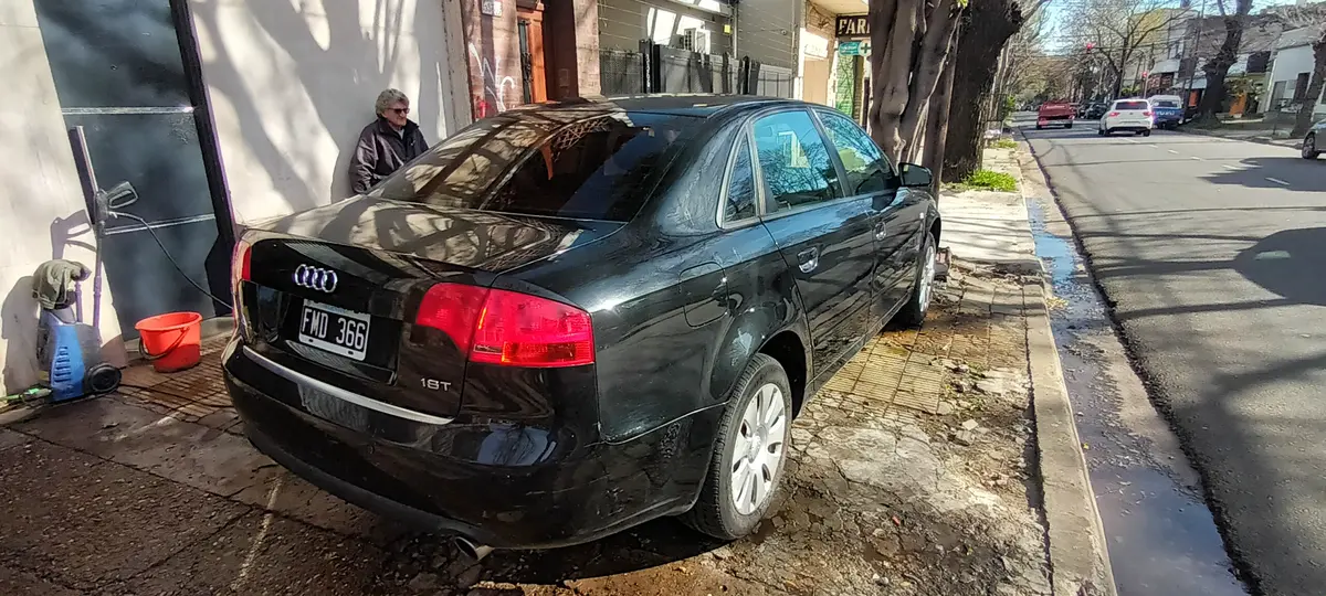 Mira esta publicación de Audi A4 2005 en Motordil
