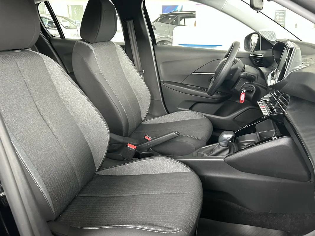 Mira esta publicación de Peugeot 208 2025 en Motordil