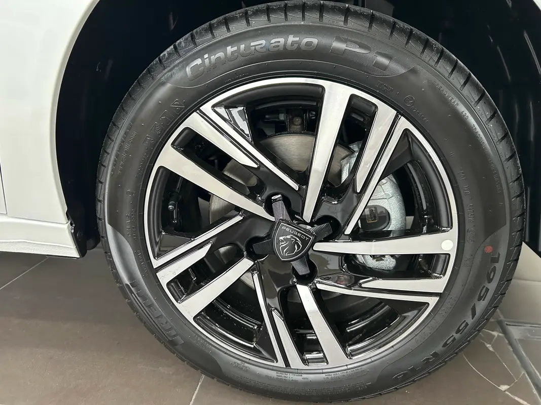 Mirá esta publicación de Peugeot 208