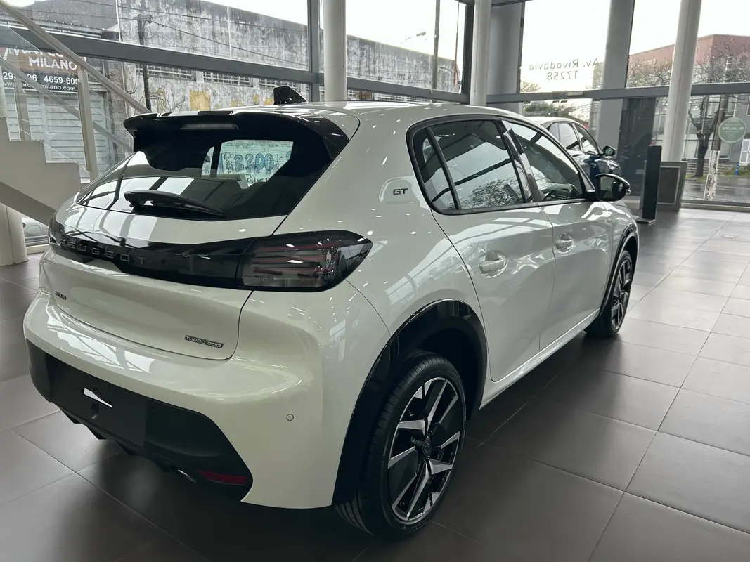 Mira esta publicación de Peugeot 208 2025 en Motordil