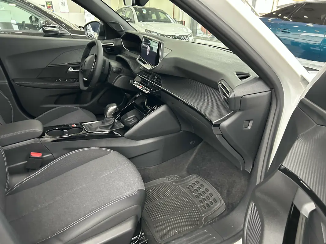 Mira esta publicación de Peugeot 2008 2025 en Motordil