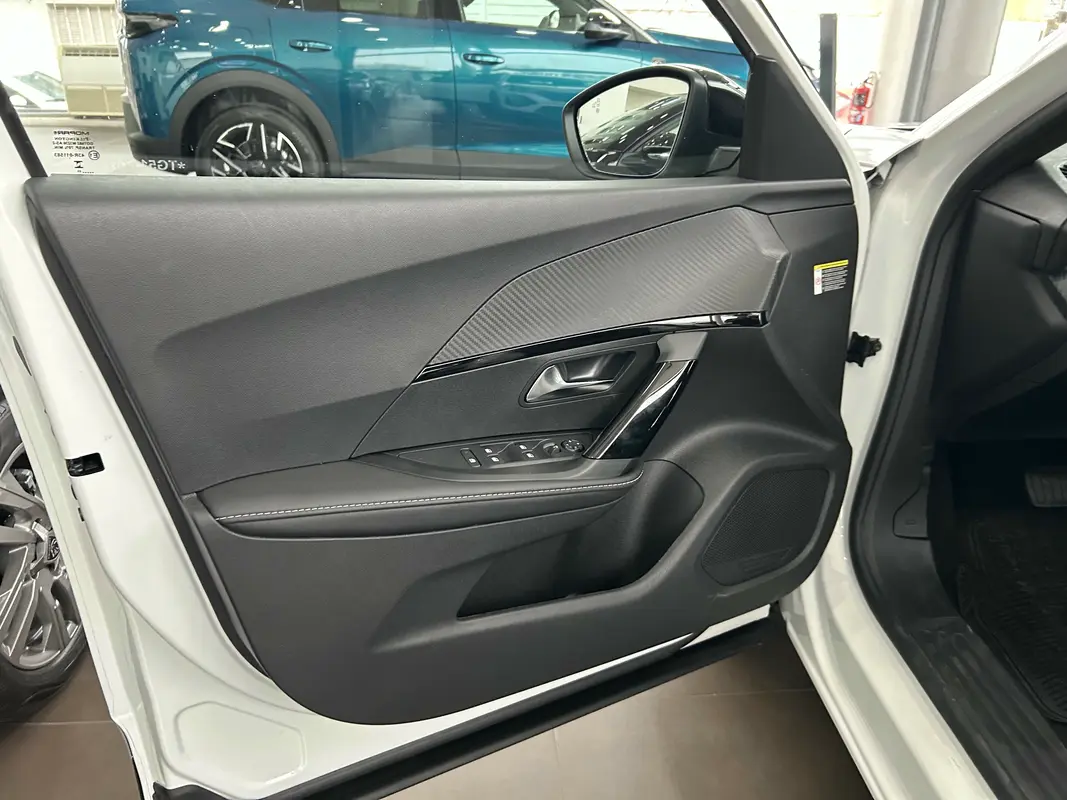 Mira esta publicación de Peugeot 2008 2025 en Motordil