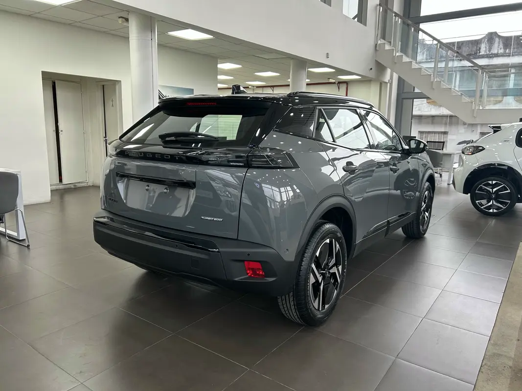 Mira esta publicación de Peugeot 2008 2025 en Motordil