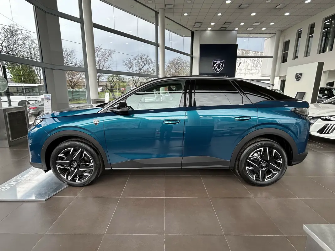 Mira esta publicación de Peugeot 3008 2025 en Motordil