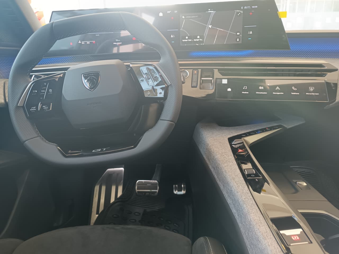 Mira esta publicación de Peugeot 5008 2025 en Motordil