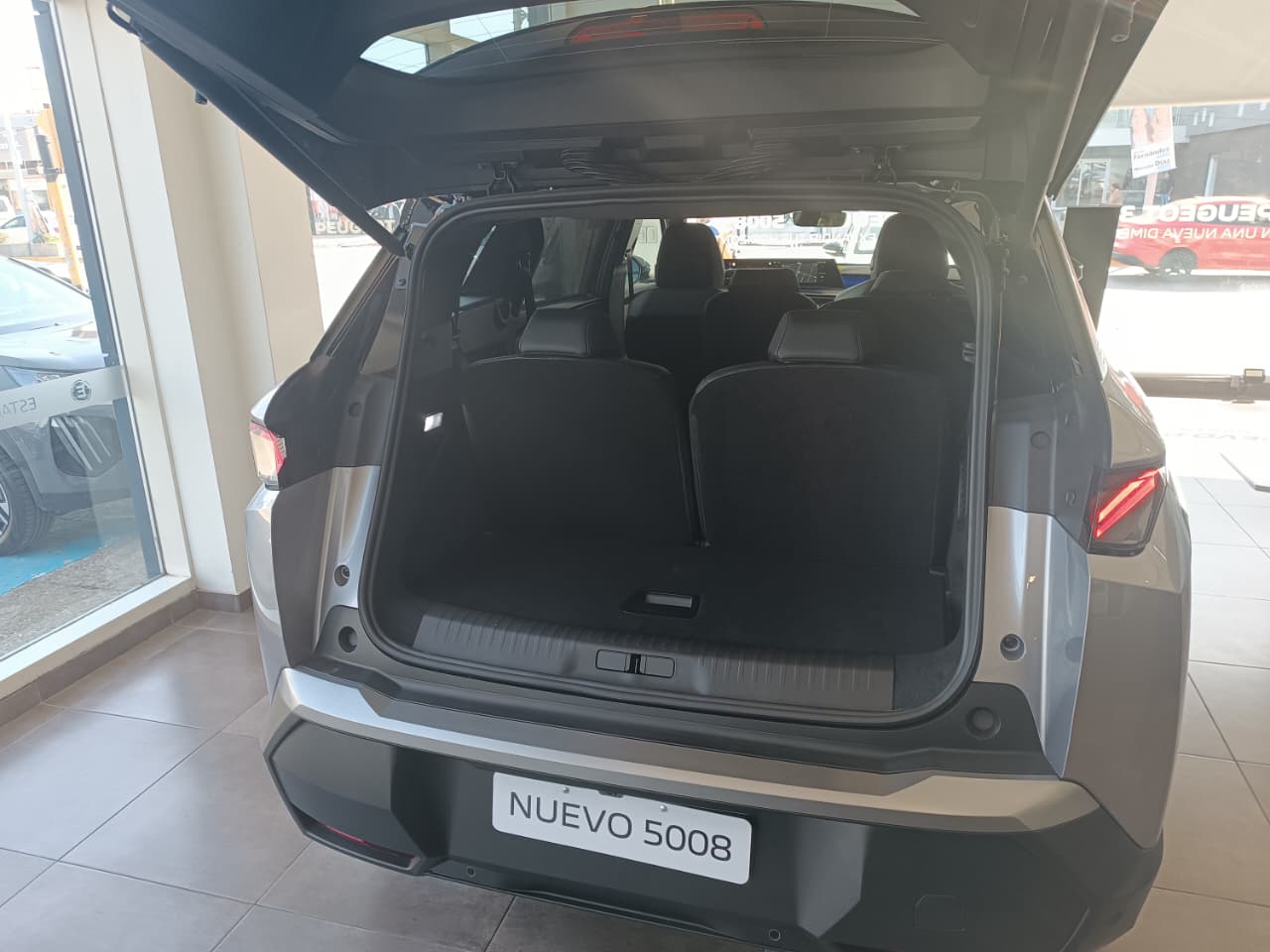 Mira esta publicación de Peugeot 5008 2025 en Motordil