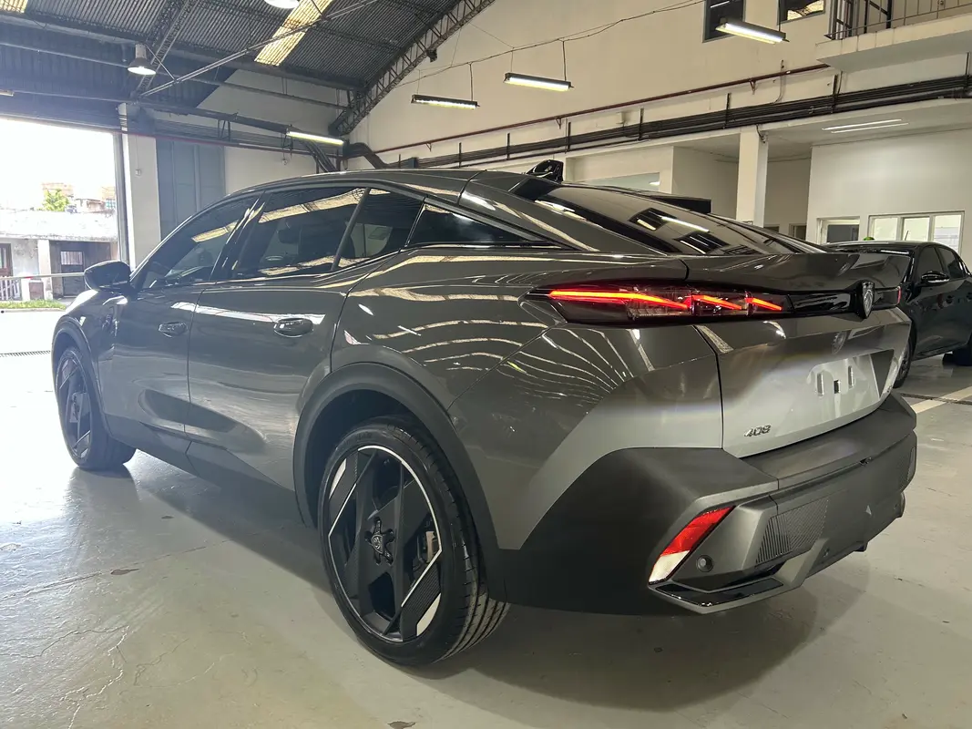 Mira esta publicación de Peugeot 408 2025 en Motordil