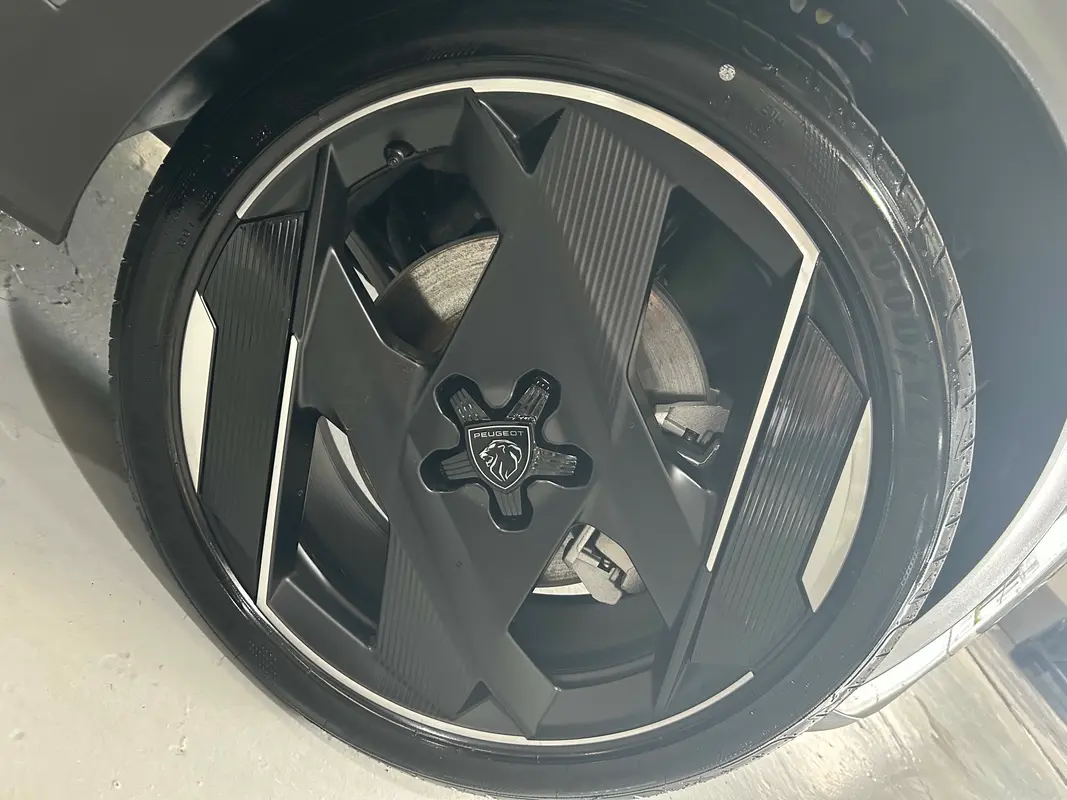 Mirá esta publicación de Peugeot 408