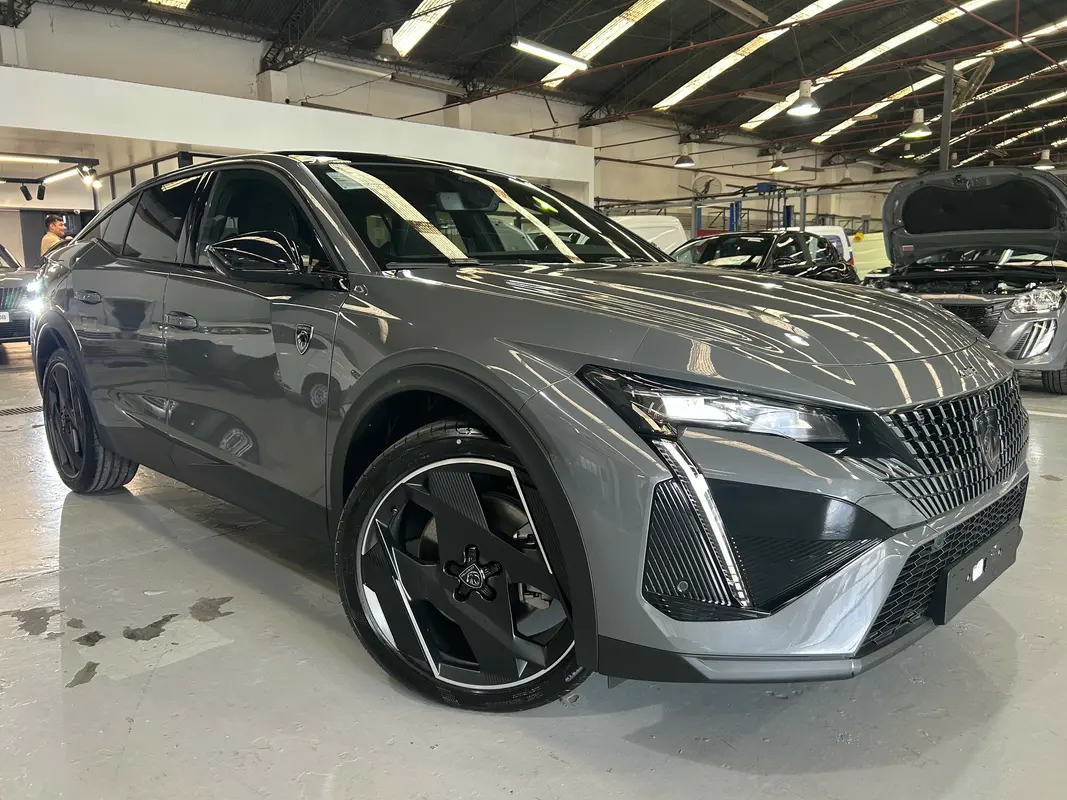 Mira esta publicación de Peugeot 408 2025 en Motordil