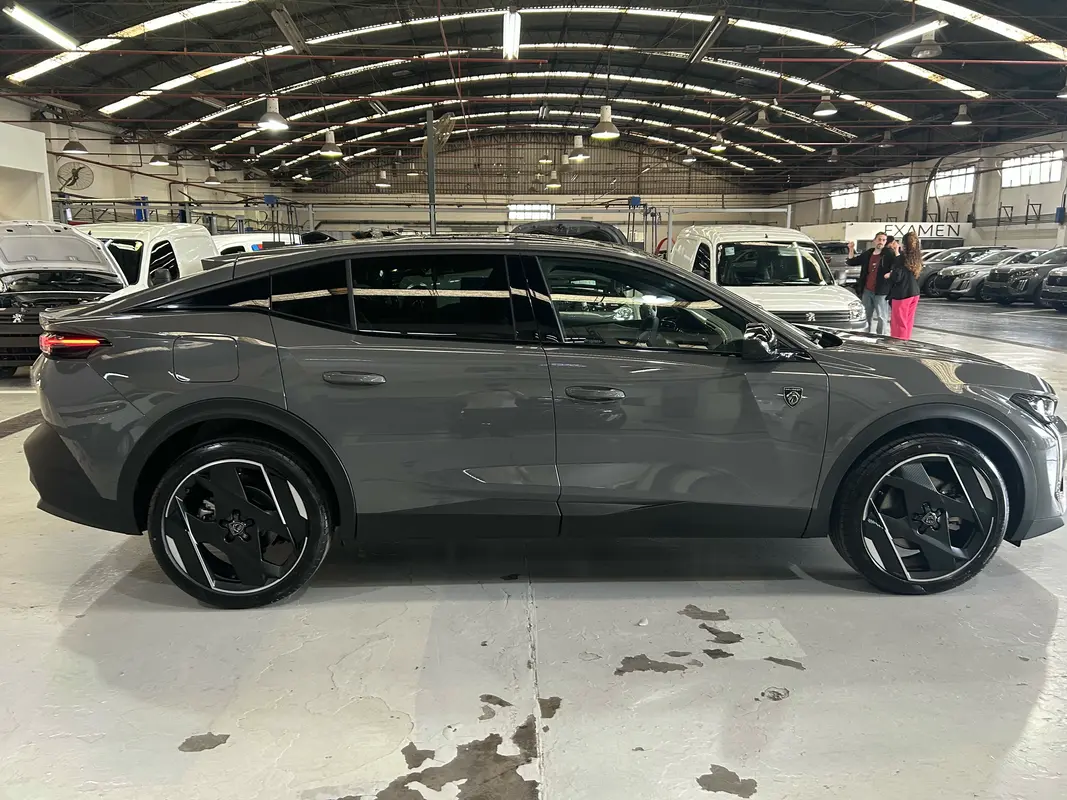 Mira esta publicación de Peugeot 408 2025 en Motordil