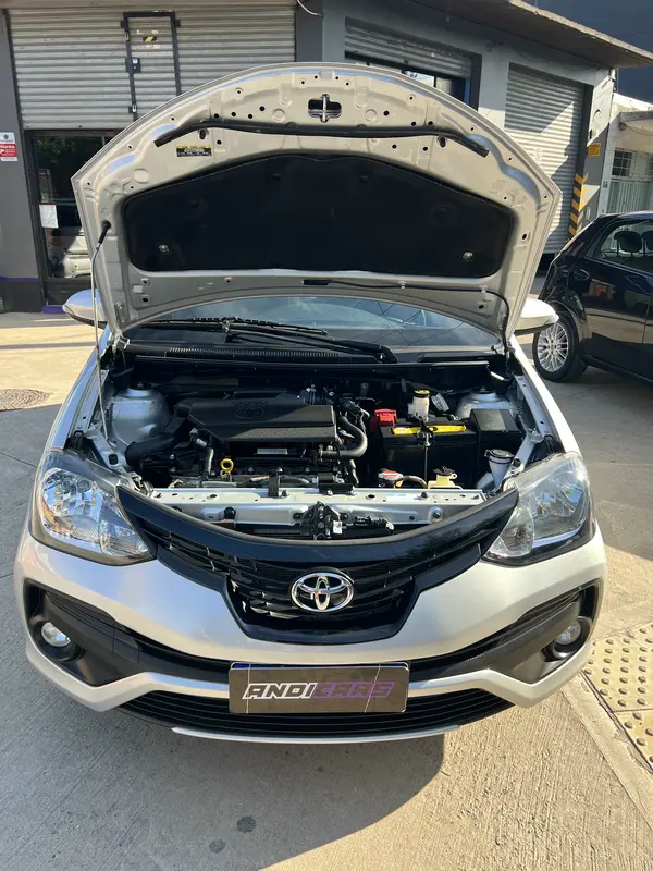 Mira esta publicación de Toyota Etios 2018 en Motordil