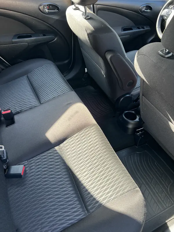 Mira esta publicación de Toyota Etios 2018 en Motordil