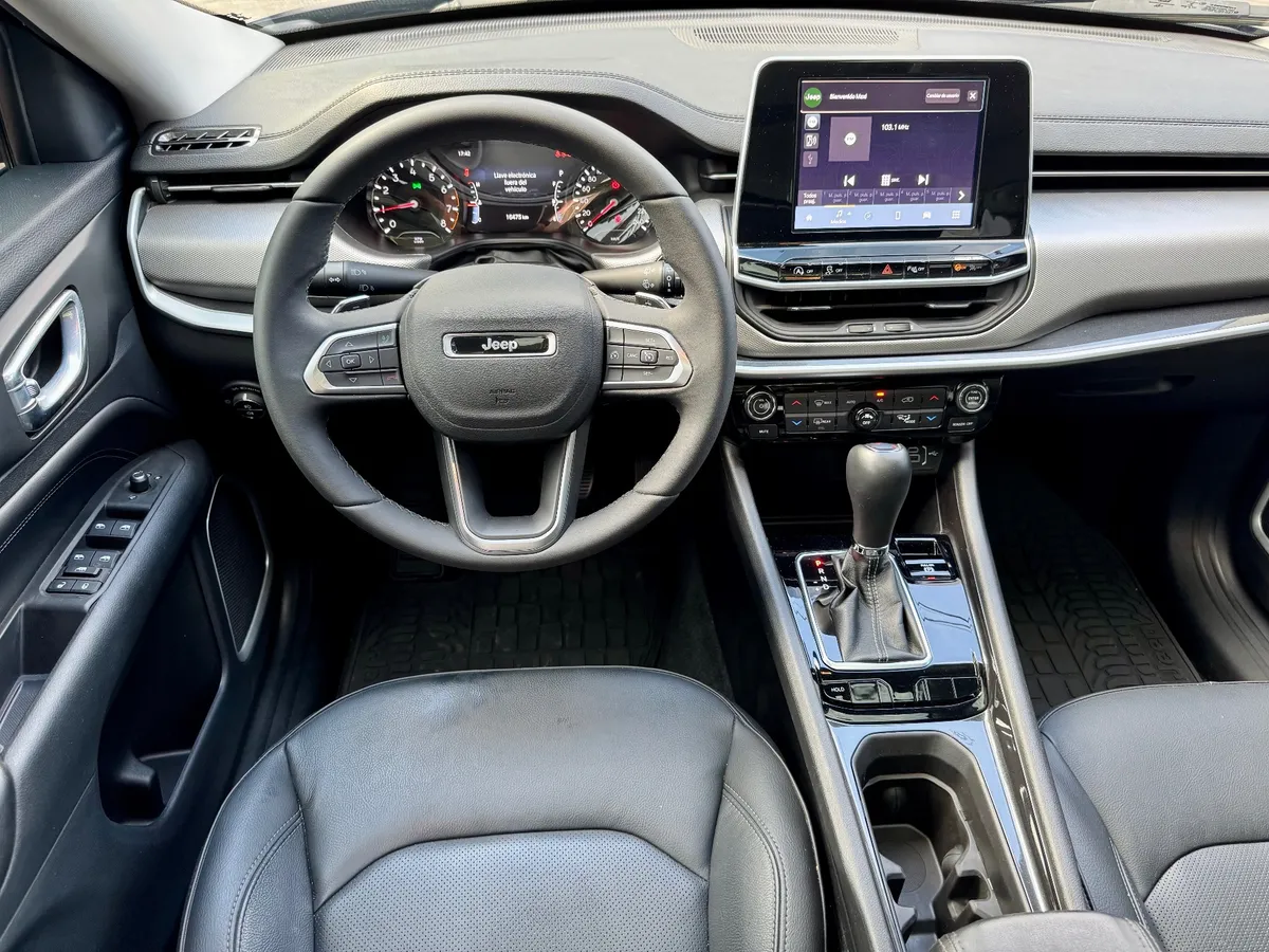 Mira esta publicación de Jeep Compass 2023 en Motordil