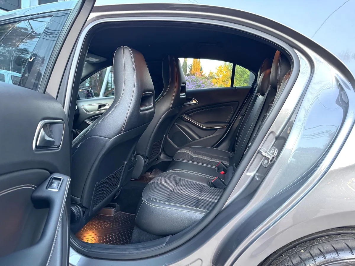 Mira esta publicación de Mercedes Benz Clase A 2018 en Motordil