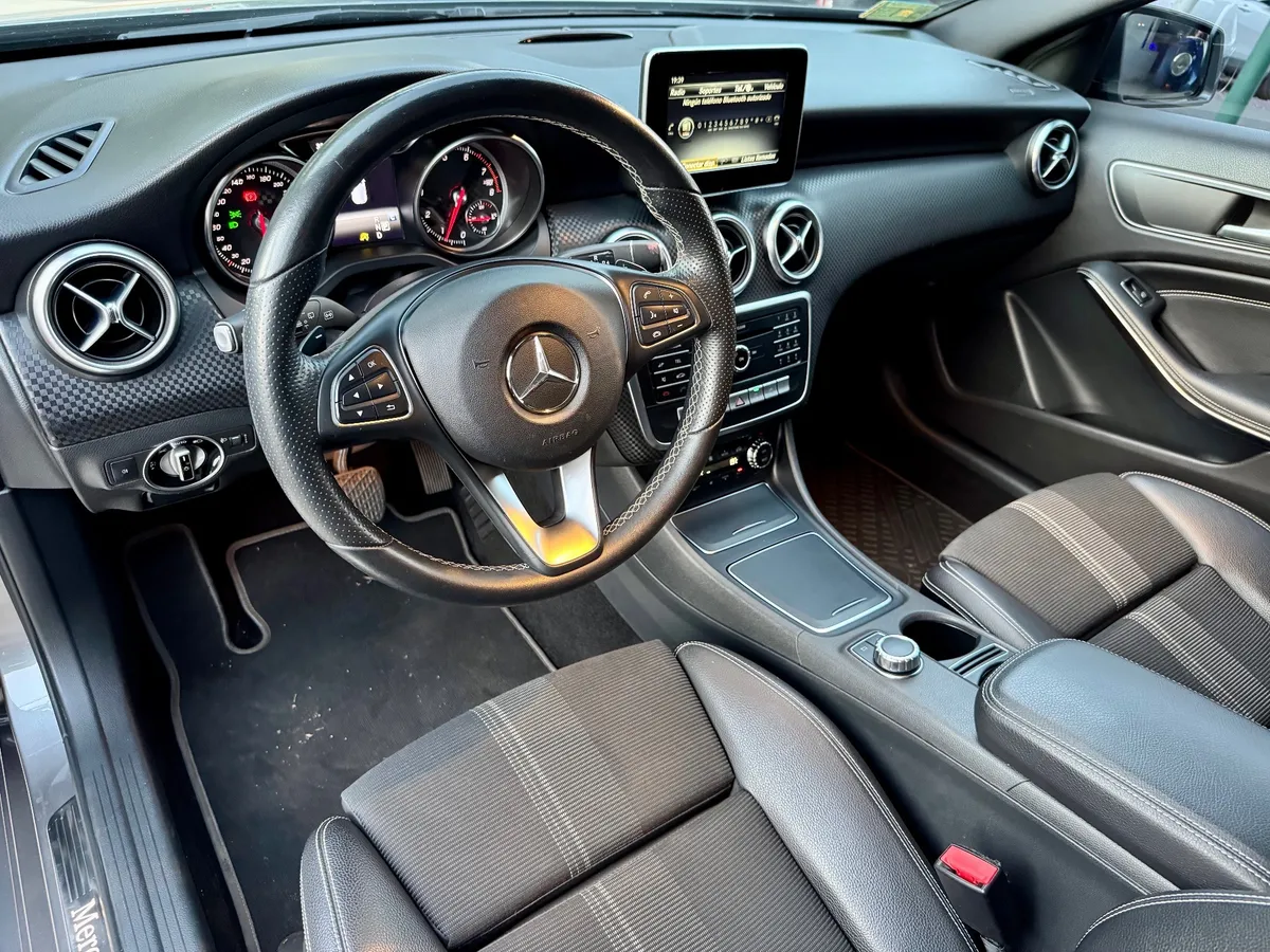 Mira esta publicación de Mercedes Benz Clase A 2018 en Motordil