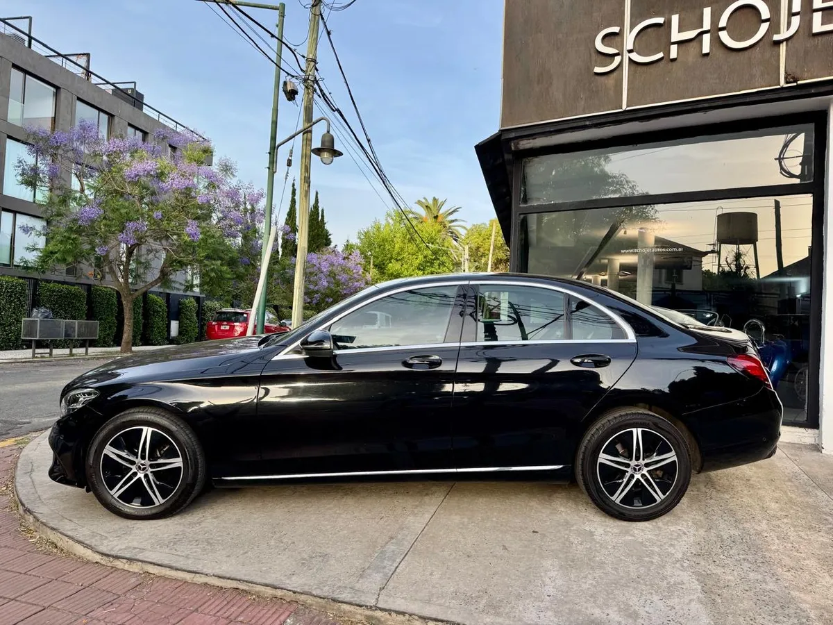 Mira esta publicación de Mercedes Benz Clase C 2020 en Motordil