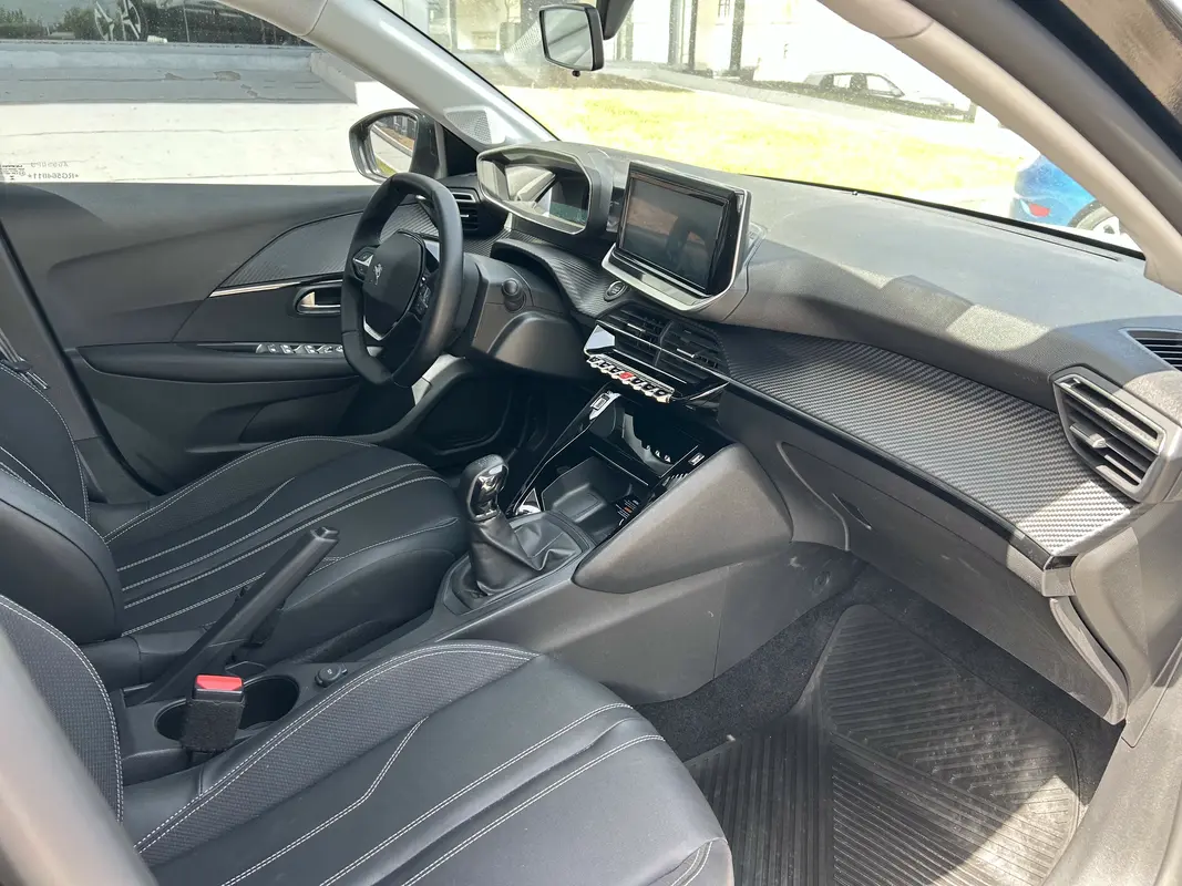 Mirá esta publicación de Peugeot 208