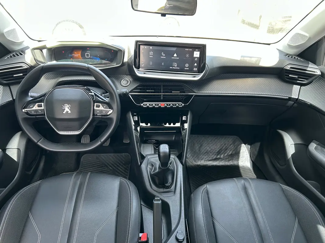 Mira esta publicación de Peugeot 208 2024 en Motordil