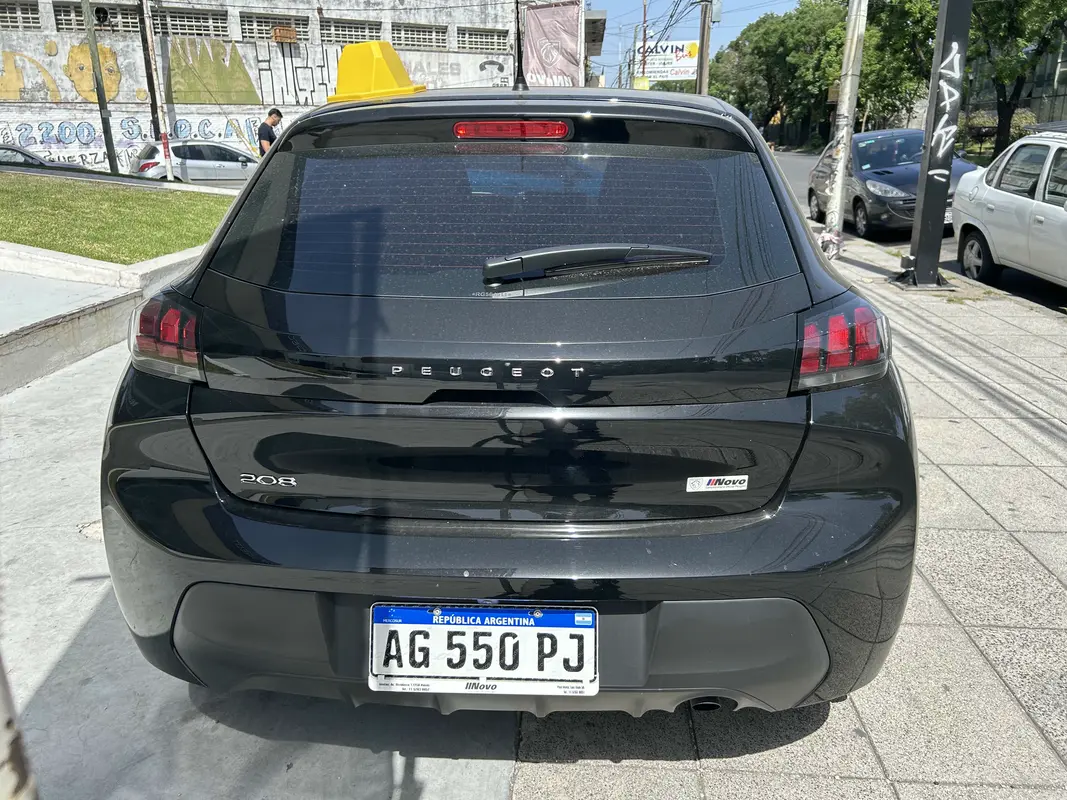 Mira esta publicación de Peugeot 208 2024 en Motordil