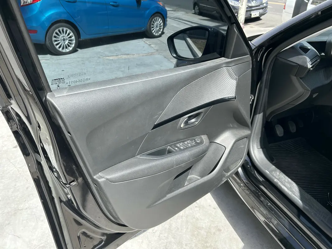 Mirá esta publicación de Peugeot 208