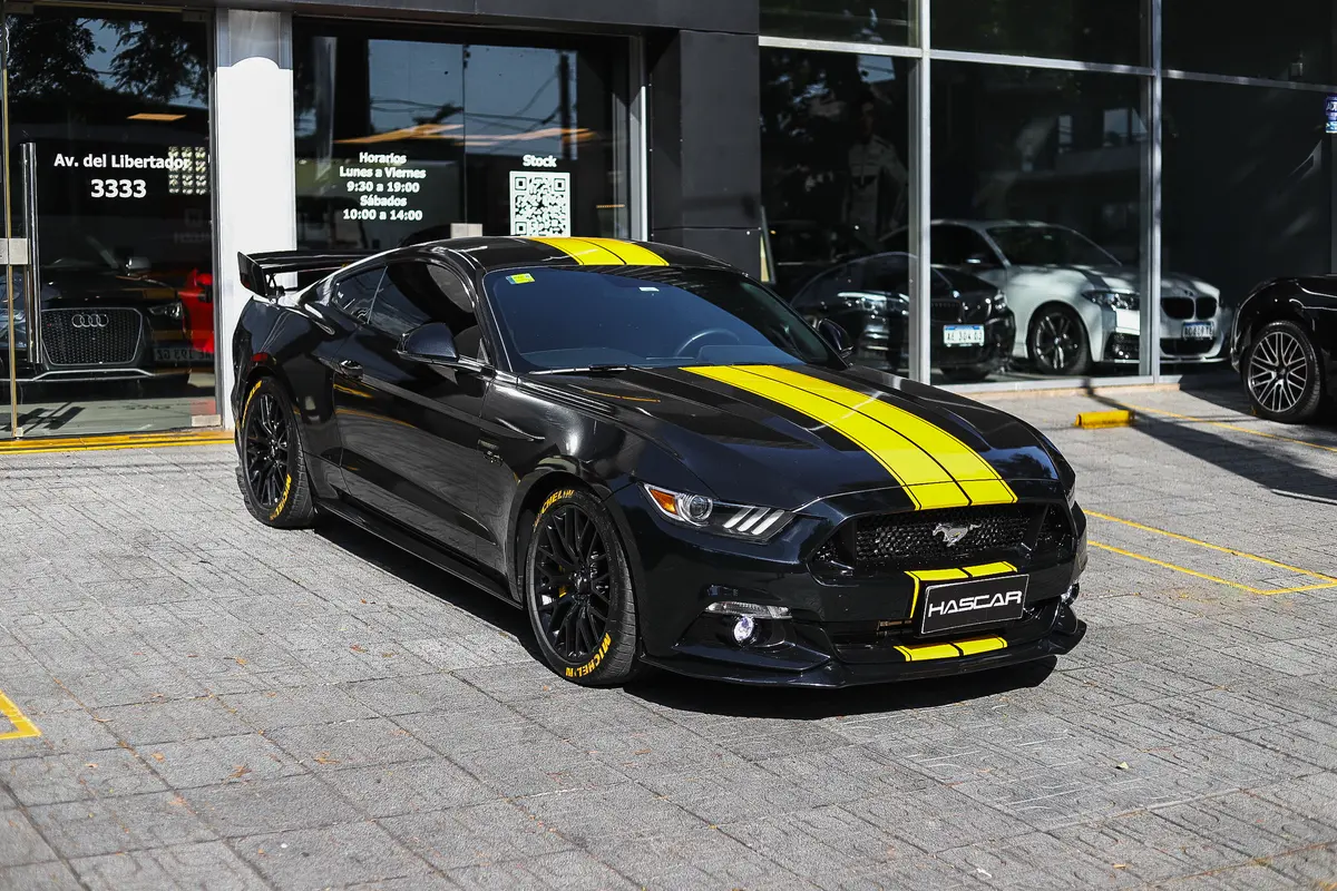 Mira esta publicación de Ford Mustang 2017 en Motordil