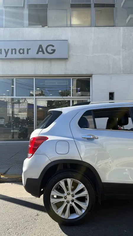 Mira esta publicación de Chevrolet Tracker 2018 en Motordil